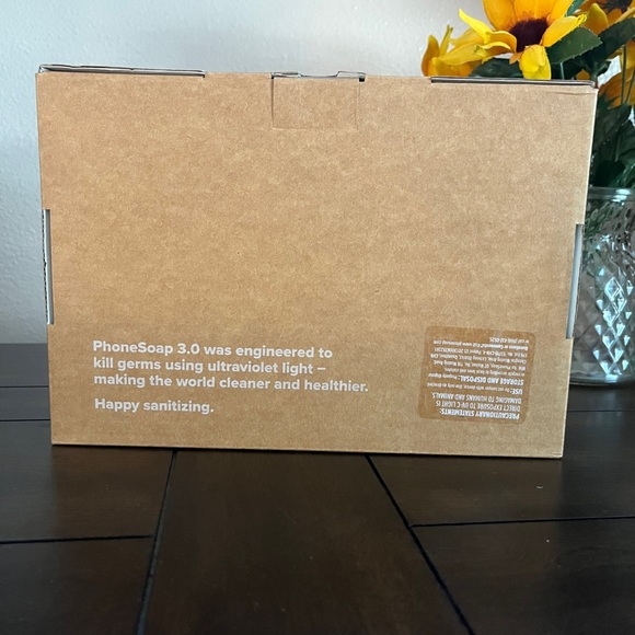 NWT - Phone Soap 3.0 UV Sanitizer & Charger - Picture 4 of 6